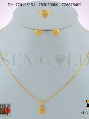 Simple modele collier boucles d'oreilles bagues Or 21 carats Sen Gold