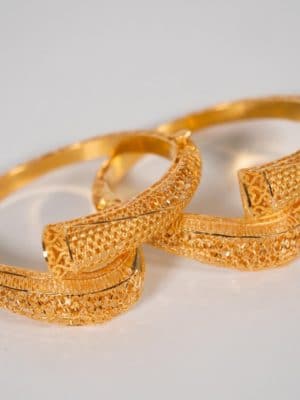 Deux bracelets Or 21 carats Sen Gold