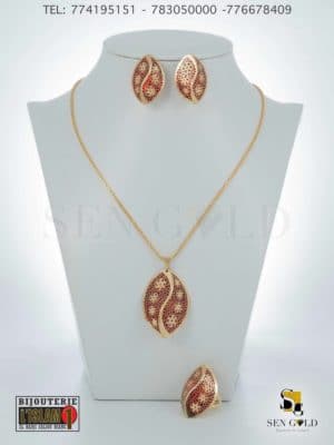bijouterie de l'islam Sen - gold Collier boucles d'oreilles bague collection NEO NERO Or 18 carats