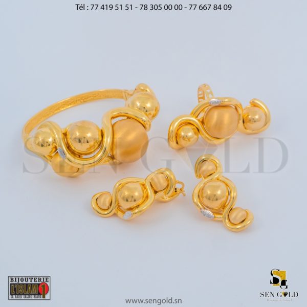 bijouterie de l'islam Sen - gold Ensemble bracelet boucles d'oreille Bracelet et bague en Or Raika 18 carats