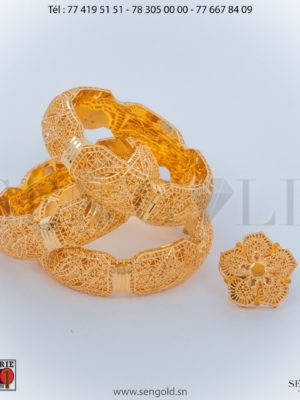 Ensemble Bracelets et bague Bahreïn en Or 21 carats 97.1 grammes Bijouterie de l'islam sen - gold