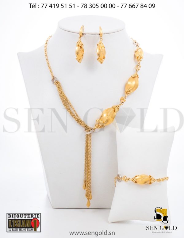 Ensemble collier boucles d'oreilles et bracelet en Or 18 carats 42.9 grammes Bijouterie de l'islam Sen - gold