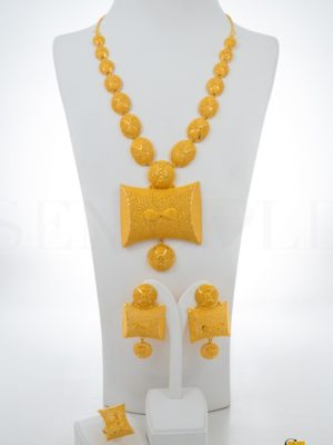 Bijouterie de l'islam sengold Ensemble collier boucles d'oreilles et bague en Or 21 carats 103.1 grammes