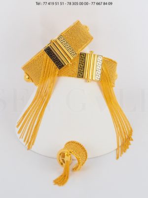 Bijouterie de l'islam sengold bracelets et bague en Or 18 carats 100.26 grammes
