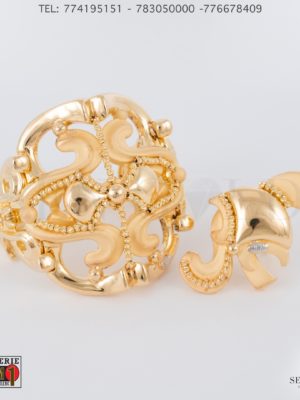 Bijouterie de l'islam sengold Bracelet et bague en Or 18 carats 31.08 grammes